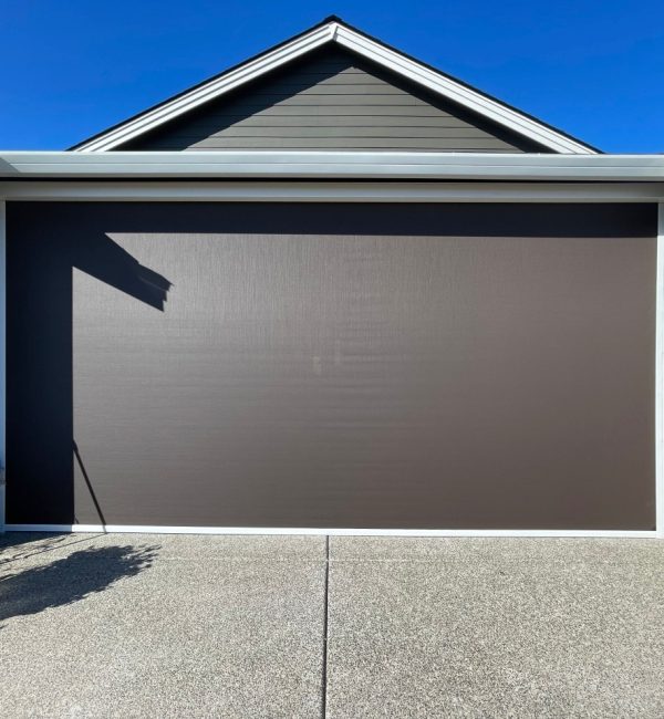 Retractable Garage Doors